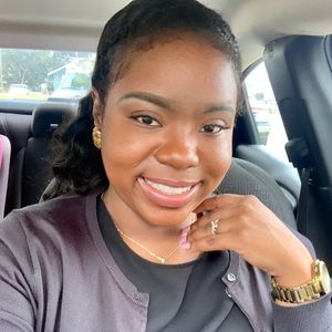 Meet your Posher, Tinisha